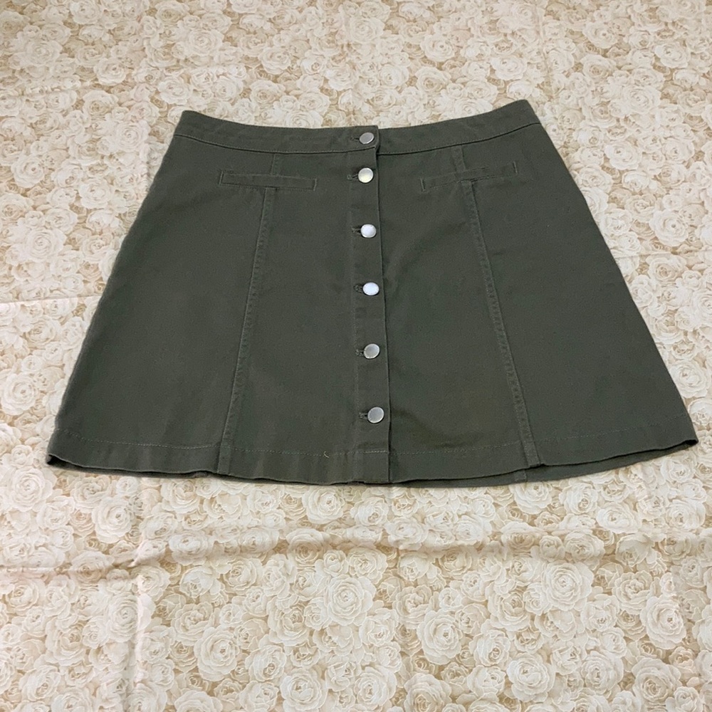 H&M Army Green Button Front Skirt/Size:10